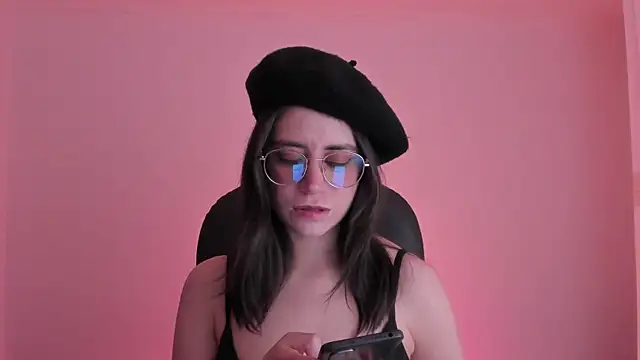 HazelKush online show from October 23, 2025, 9:24 pm