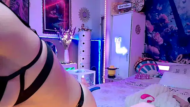 Snapshot of misscectito13 chatting on April 6, 2026, 1:47 am misscectito13 online show from April 6, 2026, 1:47 am