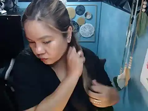 ambersmile online show from January 10, 2026, 1:29 am