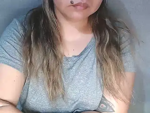 ambersmile online show from March 11, 2026, 10:54 am