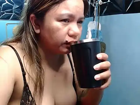 ambersmile online show from March 18, 2026, 2:53 pm