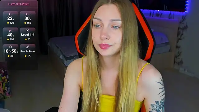BiMolly online show from June 5, 2026, 5:18 pm