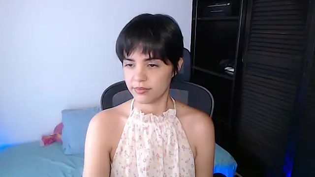 Snapshot of mia_collins_x chatting on February 10, 2026, 8:35 pm mia collins x online show from February 10, 2026, 8:35 pm