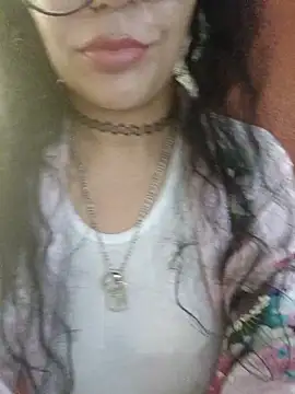 Snapshot of PichyPrettyPussy chatting on January 1, 2025, 11:27 am PichyPrettyPussy online show from January 1, 2025, 11:27 am