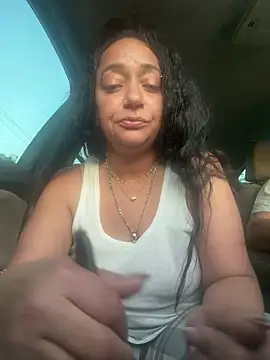 PichyPrettyPussy online show from February 16, 2026, 11:01 pm