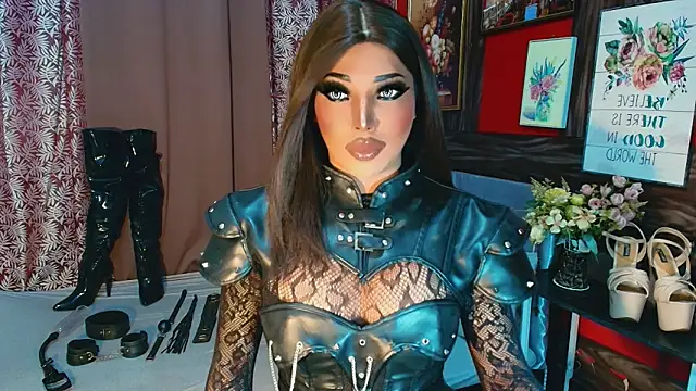 trixxielicious online show from December 15, 2025, 1:21 am