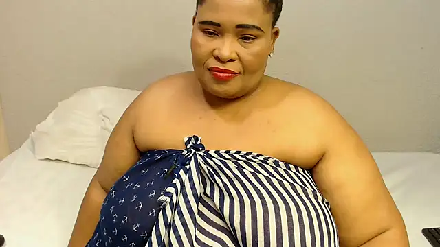 zandile online show from October 4, 2025, 6:17 pm
