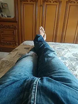 Snapshot of Bobby967 chatting on March 25, 2026, 10:21 am Bobby967 online show from March 25, 2026, 10:21 am