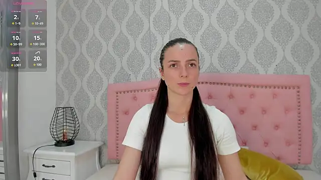 Snapshot of Princsgirl_ chatting on May 4, 2026, 7:32 pm Princsgirl online show from May 4, 2026, 7:32 pm