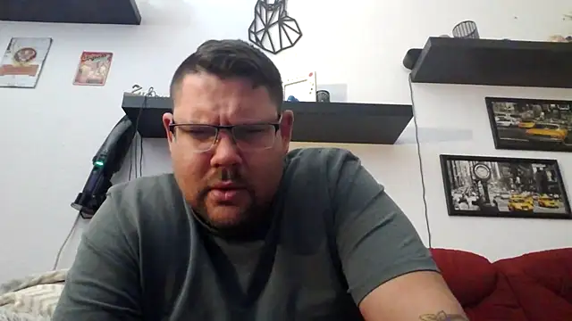 sexykevin17cm online show from April 8, 2026, 9:04 pm