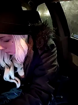 Snapshot of Babii_Nova chatting on December 10, 2024, 3:30 am Babii Nova online show from December 10, 2024, 3:30 am