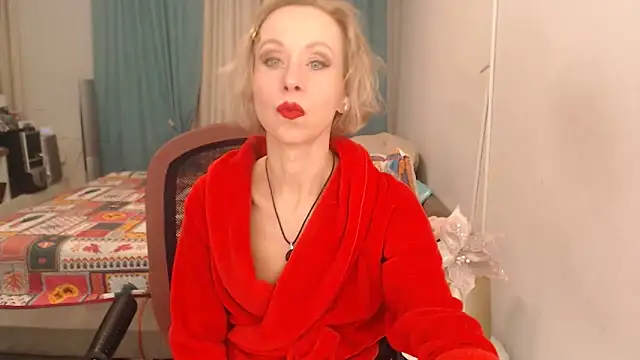 LuxuryNika online show from March 28, 2026, 5:12 pm