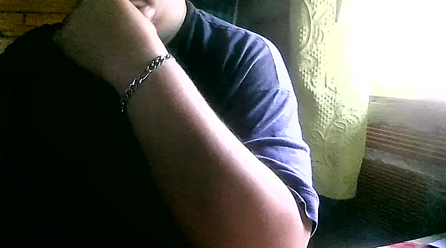 Snapshot of Eze_mole chatting on February 23, 2025, 6:56 pm Eze mole online show from February 23, 2025, 6:56 pm