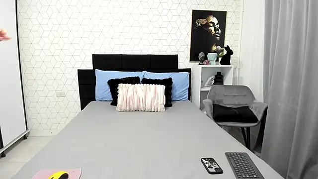 Heidix online show from February 10, 2026, 3:54 am