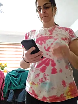 IsabelleCraft online show from January 17, 2026, 9:36 am