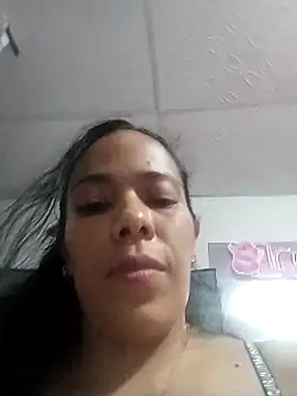 Snapshot of Bootycallhot chatting on February 5, 2026, 2:49 am Bootycallhot online show from February 5, 2026, 2:49 am