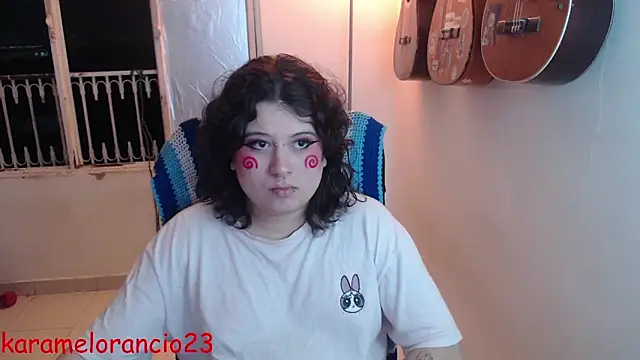 Smoke trip Alicia online show from September 22, 2025, 3:52 am