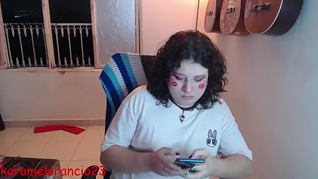 Smoke trip Alicia online show from October 7, 2025, 3:47 am