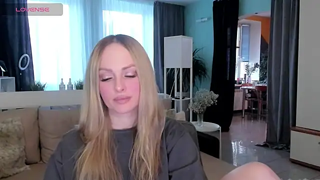 Libby Nora online show from January 28, 2025, 11:17 am