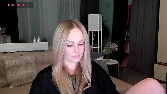 Libby Nora online show from February 4, 2025, 3:04 pm