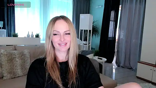 Libby Nora online show from March 3, 2025, 12:48 pm