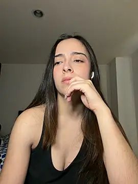 swrennn19 online show from November 8, 2025, 3:23 pm