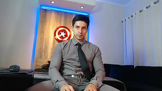 Andrew 4  online show from December 3, 2024, 6:26 am