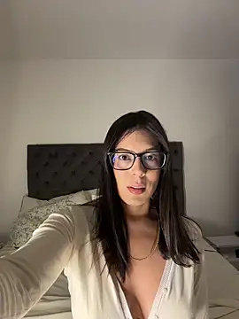 kamivolkano online show from October 13, 2025, 10:54 pm