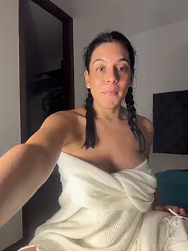 kamivolkano online show from February 22, 2026, 1:51 am