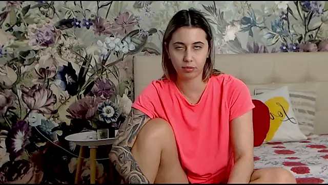 RoseDiamond06 online show from February 22, 2025, 3:47 pm