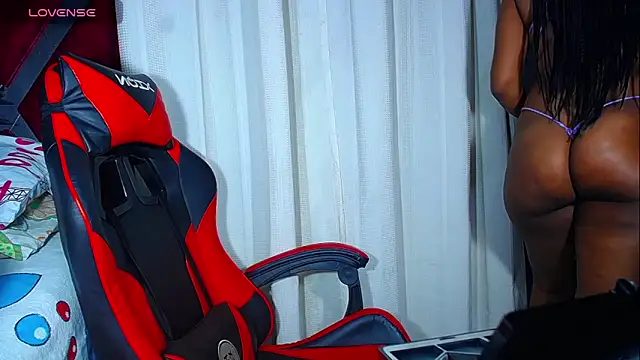 DanisaBrown online show from November 27, 2025, 12:18 pm