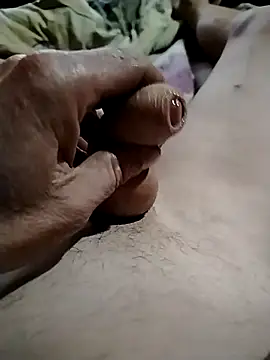 trraaa online show from October 15, 2025, 4:07 pm