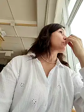 EvaXOAir online show from March 13, 2026, 5:25 am