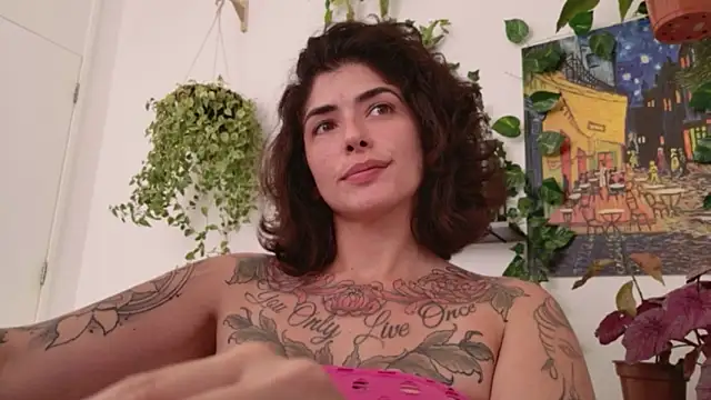 TaliMajesty online show from February 10, 2026, 4:22 pm