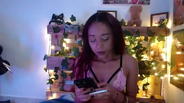 Snapshot of africag chatting on February 19, 2026, 10:28 pm africag online show from February 19, 2026, 10:28 pm