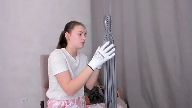 why again me online show from February 13, 2025, 8:45 pm