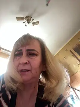 Snapshot of Irina2909@xh chatting on February 1, 2025, 10:37 am Irina2909xh online show from February 1, 2025, 10:37 am