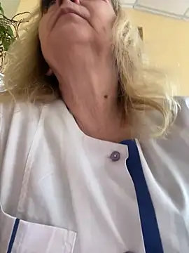 Snapshot of Irina2909@xh chatting on March 13, 2025, 10:36 am Irina2909xh online show from March 13, 2025, 10:36 am
