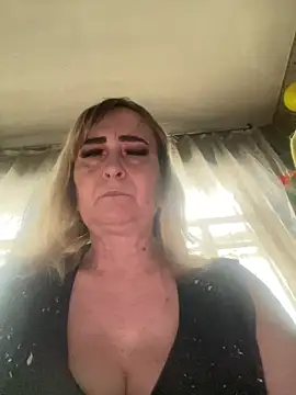Snapshot of Irina2909@xh chatting on March 16, 2025, 12:55 pm Irina2909xh online show from March 16, 2025, 12:55 pm