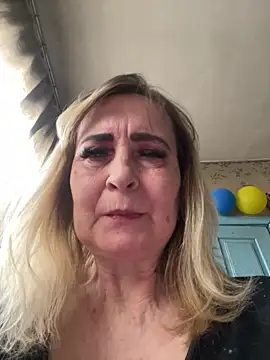 Snapshot of Irina2909@xh chatting on March 23, 2025, 8:59 am Irina2909xh online show from March 23, 2025, 8:59 am