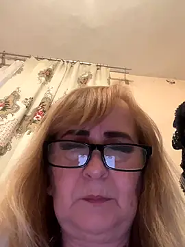 Snapshot of Irina2909@xh chatting on October 18, 2025, 10:10 pm Irina2909xh online show from October 18, 2025, 10:10 pm