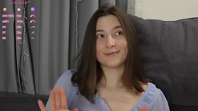 BeckyMartens online show from November 7, 2025, 2:11 am