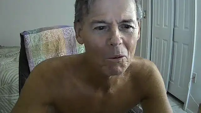 nakeedcowboi65 online show from October 12, 2025, 4:11 am