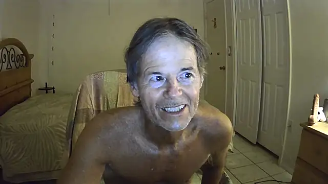 nakeedcowboi65 online show from March 11, 2026, 7:03 am