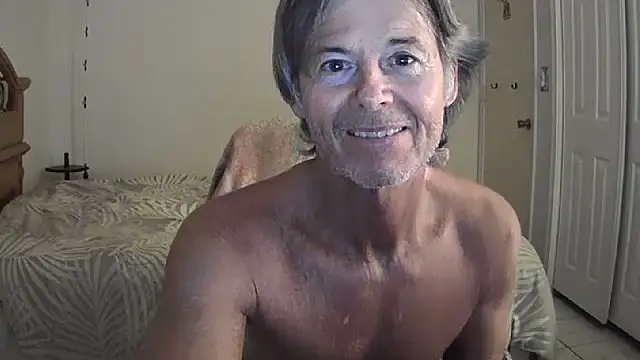 Snapshot of nakeedcowboi65 chatting on April 16, 2026, 10:16 am nakeedcowboi65 online show from April 16, 2026, 10:16 am
