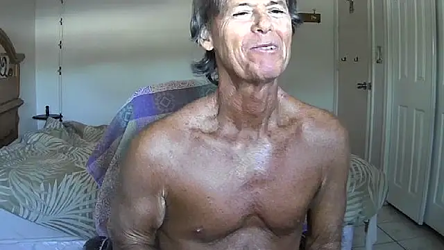 Snapshot of nakeedcowboi65 chatting on May 7, 2026, 1:27 pm nakeedcowboi65 online show from May 7, 2026, 1:27 pm