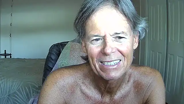 Snapshot of nakeedcowboi65 chatting on May 11, 2026, 12:22 pm nakeedcowboi65 online show from May 11, 2026, 12:22 pm