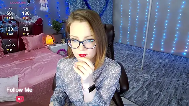 AngelaWhiti online show from December 19, 2024, 3:30 pm