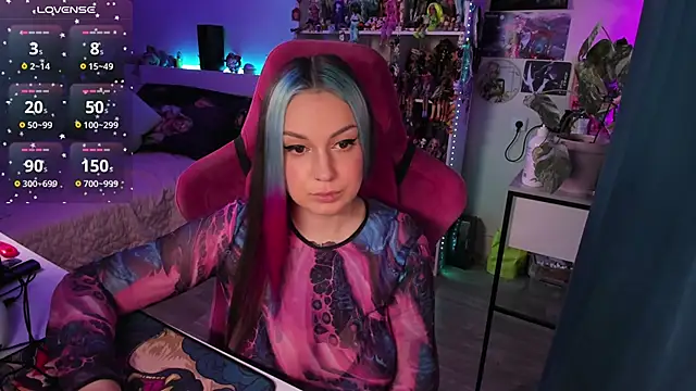 Snapshot of ChloeKohaku chatting on February 4, 2025, 4:26 am ChloeKohaku online show from February 4, 2025, 4:26 am