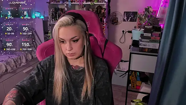 Snapshot of ChloeKohaku chatting on January 7, 2026, 2:19 pm ChloeKohaku online show from January 7, 2026, 2:19 pm